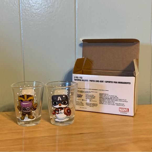 Marvel Collector Corps Hoilday Theme Full Box - Picture 12 of 13